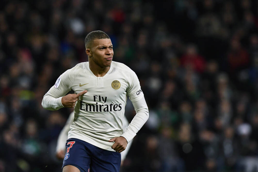 激光无线输电技术——让无人机告别“续航焦虑”